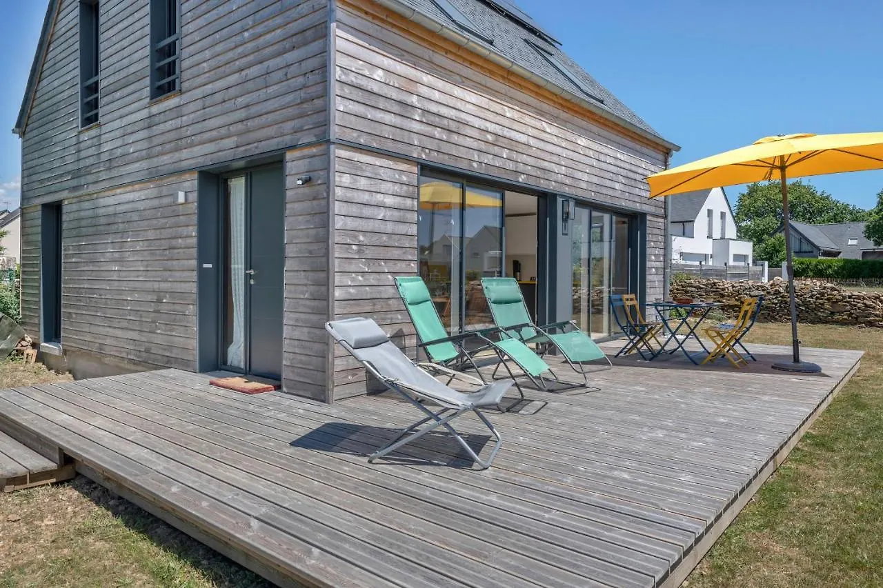 Belle Maison Pour 6 - 700M Plage De Penvins Sarzeau 0*,  France